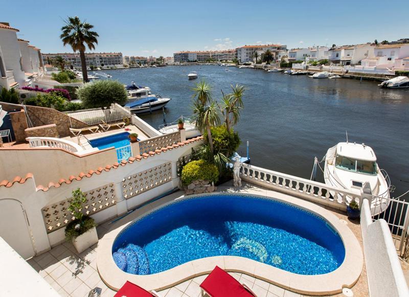 2009 Casa San Maurici Con Piscina By Homeselectspain Empuriabrava Kültér fotó